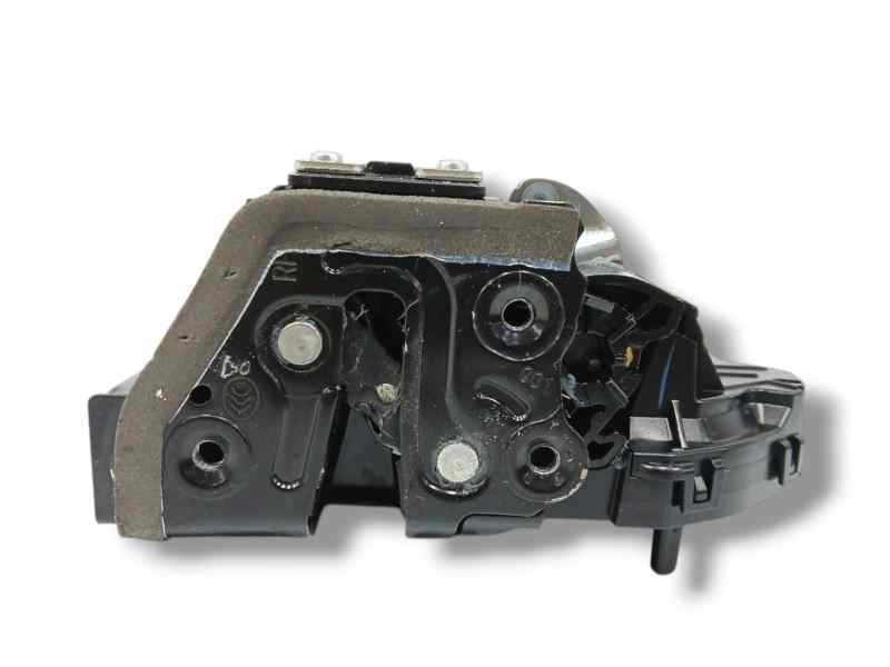 Recambio de cerradura puerta trasera derecha para lexus ux(za10) (2018) 2.0 hibrido referencia OEM IAM 6905076020  