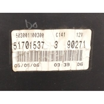 Recambio de cuadro instrumentos para fiat grande punto (199) 1.3 16v jtd cat referencia OEM IAM 51701537 503001100300 