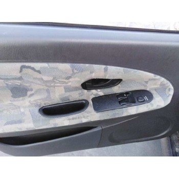 mitsubishi carisma berina 5 (da0) del año 1998