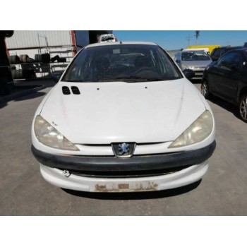 peugeot 206 berlina del año 2002