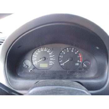 mitsubishi carisma berina 5 (da0) del año 1998