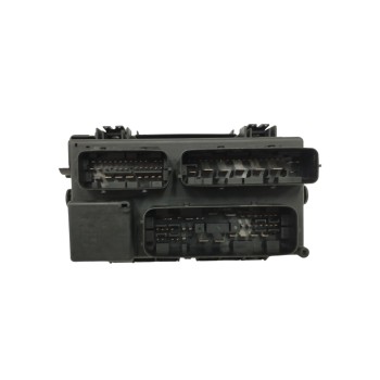 Recambio de caja reles / fusibles para fiat grande punto (199) 1.3 16v jtd cat referencia OEM IAM 51775622  