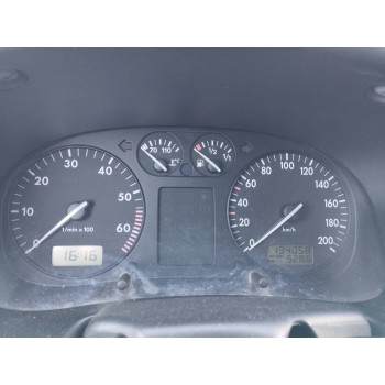 volkswagen polo berlina (6n1) del año 1999