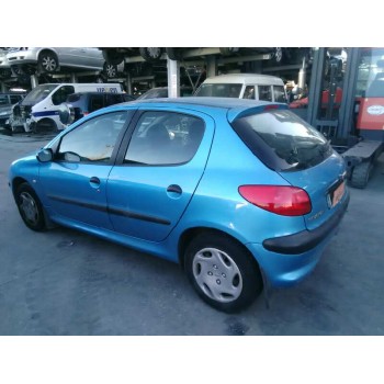 peugeot 206 berlina del año 2000