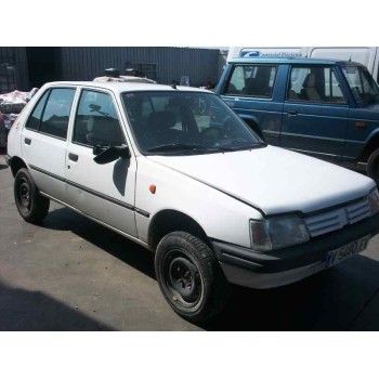 peugeot 205 berlina del año 1997