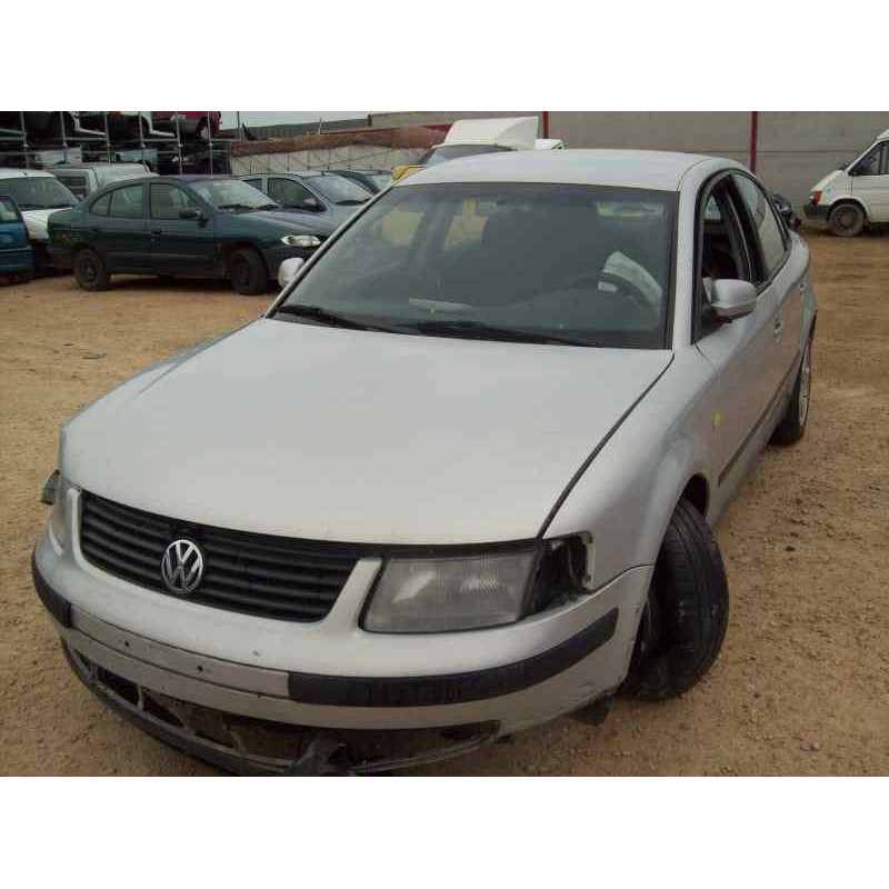 volkswagen passat berlina (3b2) del año 1999