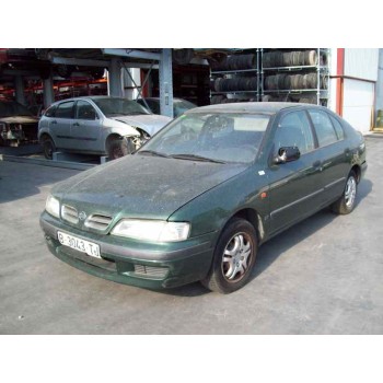 nissan primera berlina (p11) del año 1997
