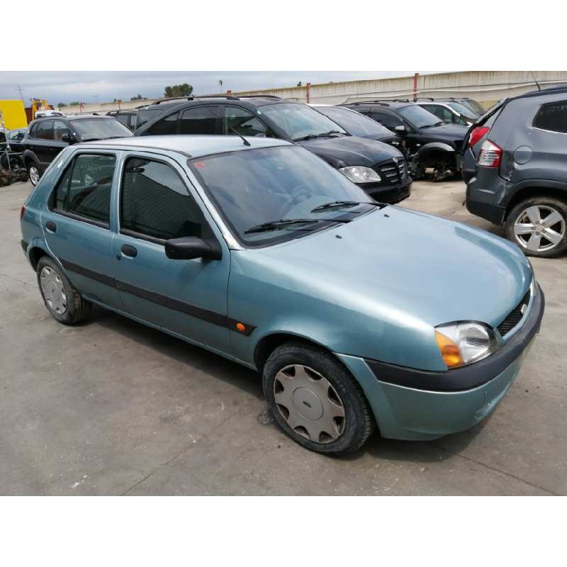 ford fiesta berlina (dx) del año 2001