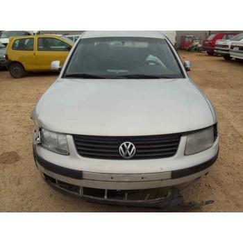 volkswagen passat berlina (3b2) del año 1999