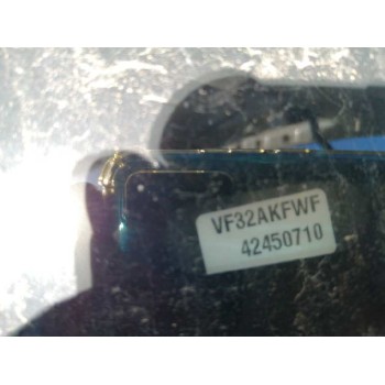 peugeot 206 berlina del año 2002