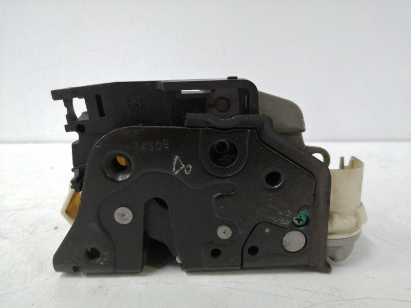 Recambio de cerradura puerta delantera izquierda para seat altea (5p1) 2.0 tdi referencia OEM IAM Recambio de cerradura puerta delantera izquierda para seat altea (5p1) 2.0 tdi referencia OEM IAM