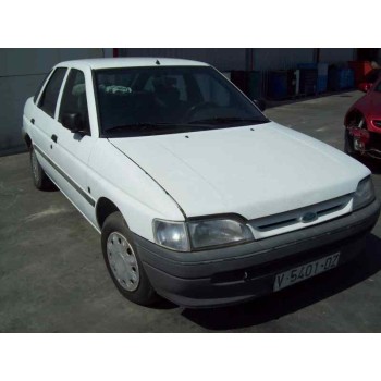 ford escort berlina/turnier del año 1992
