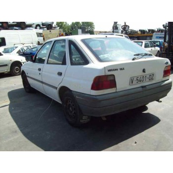 ford escort berlina/turnier del año 1992