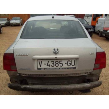 volkswagen passat berlina (3b2) del año 1999