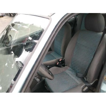 ford fiesta berlina (dx) del año 2001