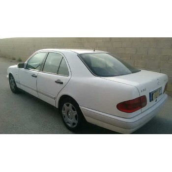 mercedes-benz clase e (w210) del año 1998