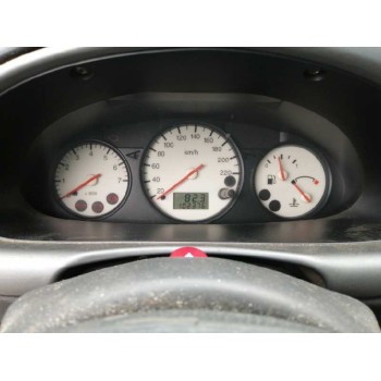 ford fiesta berlina (dx) del año 2001