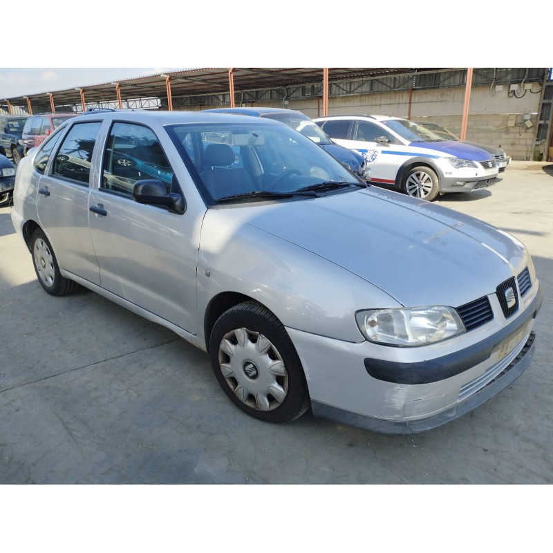 seat cordoba berlina (6k2) del año 2001