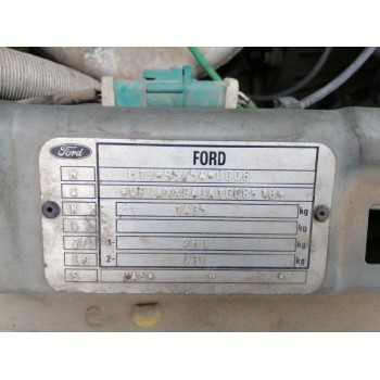 ford fiesta berlina (dx) del año 2001