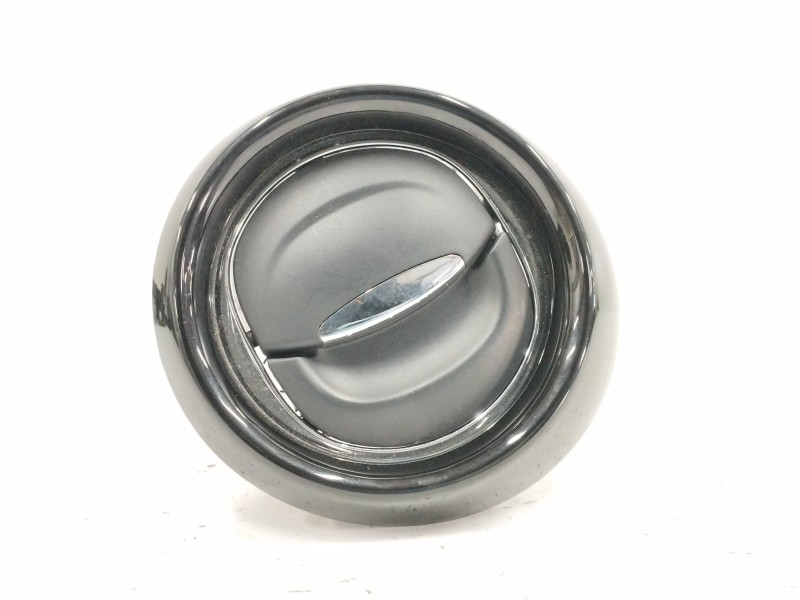 Recambio de rejilla aireadora para renault captur 1.5 dci diesel fap energy referencia OEM IAM 687606325R LADO DERECHO Recambio de rejilla aireadora para renault captur 1.5 dci diesel fap energy referencia OEM IAM 687606325R LADO DERECHO