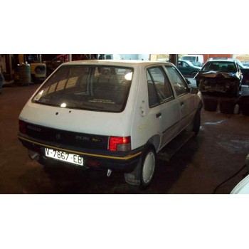 peugeot 205 berlina del año 1992