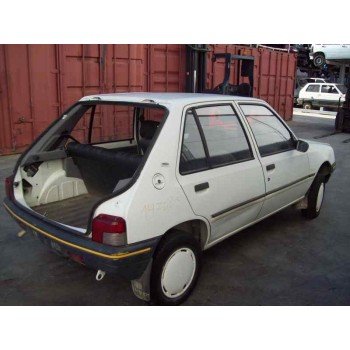 peugeot 205 berlina del año 1992