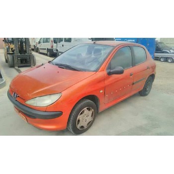 peugeot 206 berlina del año 2001