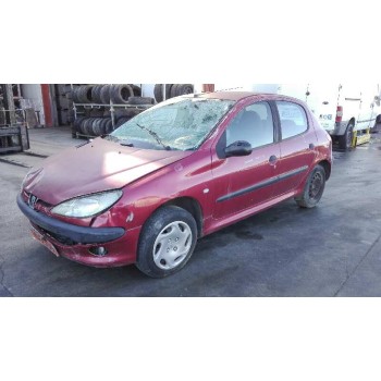 peugeot 206 berlina del año 2000