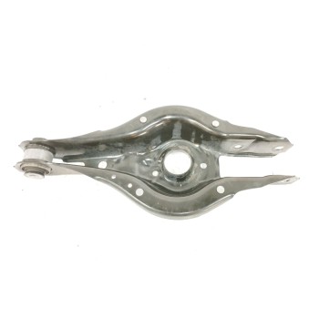 BRAZO SUSPENSION INFERIOR TRASERO DERECHO 6867540 