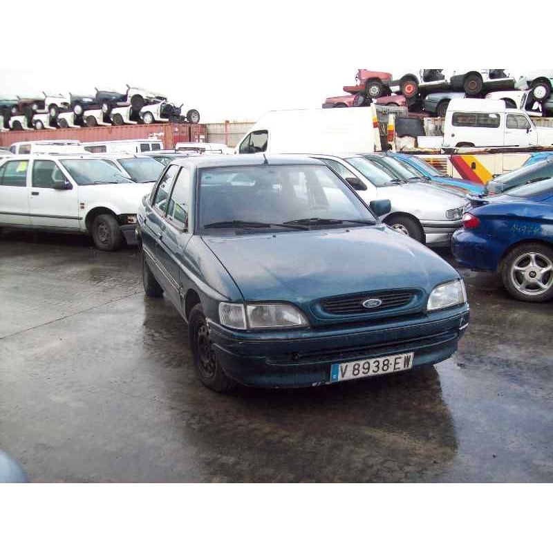 ford escort berlina/turnier del año 1994
