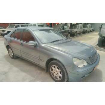 mercedes-benz clase c (w203) berlina del año 2005