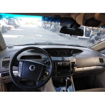 ssangyong rodius del año 2005