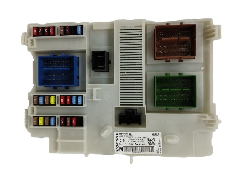 Recambio de caja reles / fusibles para volvo v60 kombi cross country 2.0 diesel cat referencia OEM IAM 31412970AA  