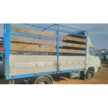 nissan trade 100 del año 1996