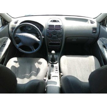 mitsubishi carisma berina 5 (da0) del año 1998