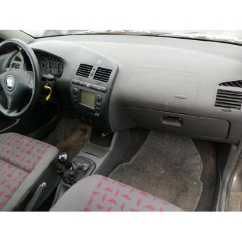 seat cordoba berlina (6k2) del año 2002