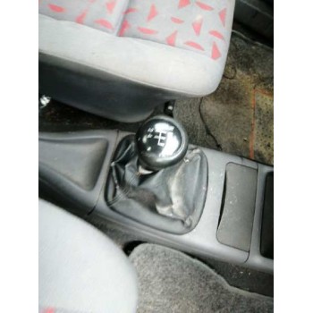 seat cordoba berlina (6k2) del año 2002