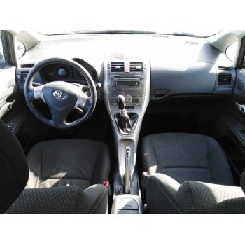 toyota auris del año 2007