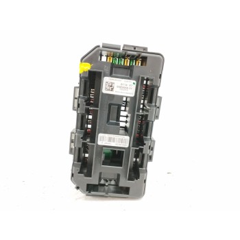 Recambio de caja reles / fusibles para bmw serie 4 cabrio (f33) 2.0 referencia OEM IAM 61149389068  