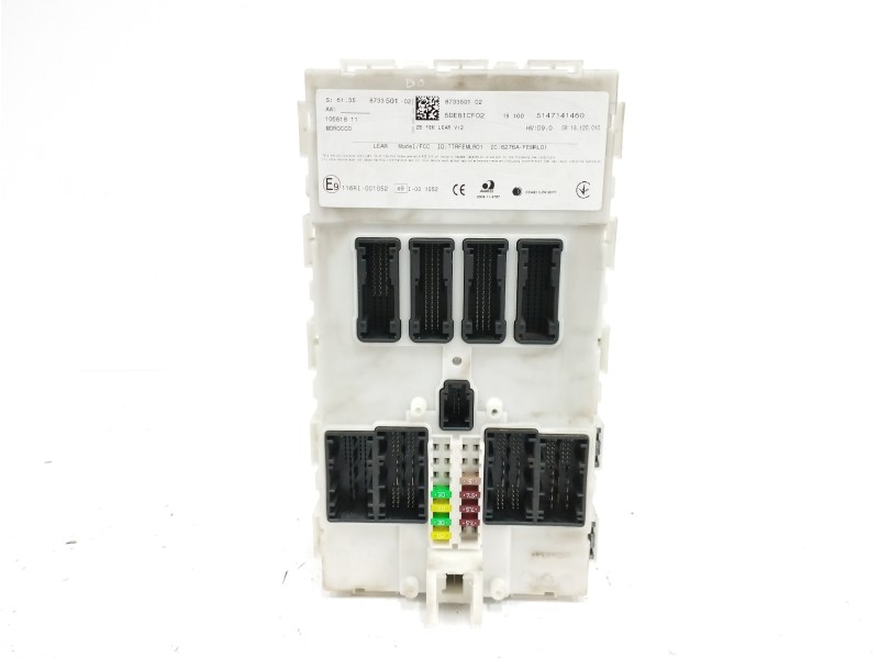 Recambio de caja reles / fusibles para bmw serie 4 cabrio (f33) 2.0 referencia OEM IAM 61358733501 Recambio de caja reles / fusibles para bmw serie 4 cabrio (f33) 2.0 referencia OEM IAM 61358733501