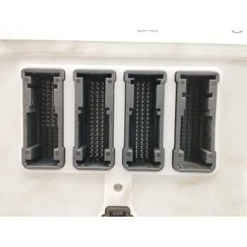 Recambio de caja reles / fusibles para bmw serie 4 cabrio (f33) 2.0 referencia OEM IAM 61358733501  