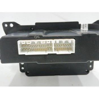 Recambio de mando climatizador para kia carens iii monospace (un) 2.0 crdi 140 referencia OEM IAM 972501D711  R71G9170264