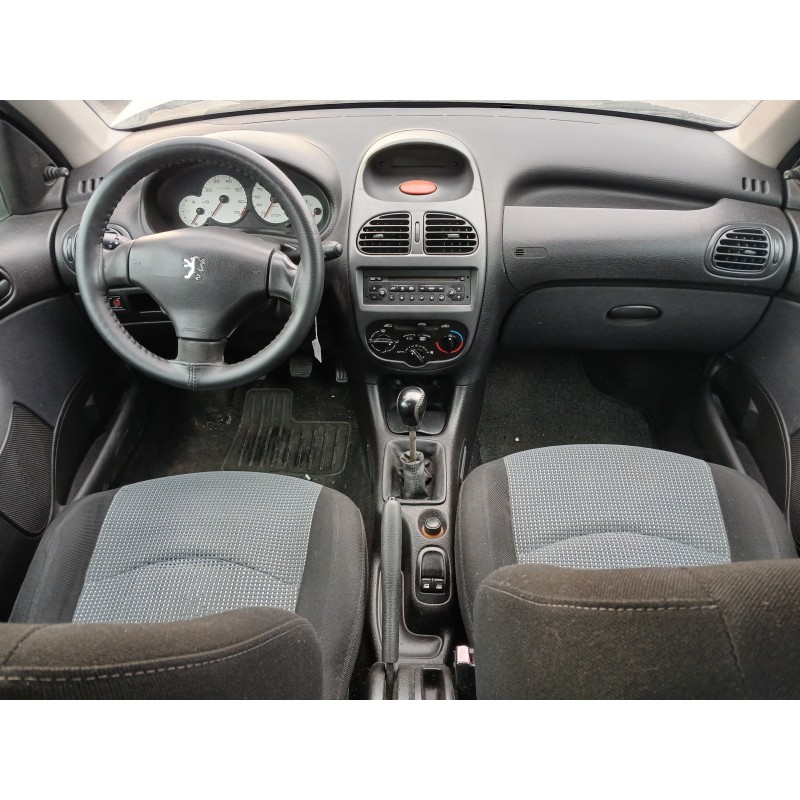 PEUGEOT 206 Hatchback (2A/C) 2003