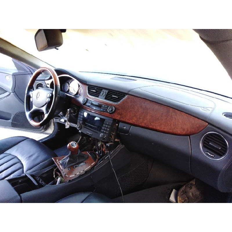 MERCEDES-BENZ CLS (C219) 2008