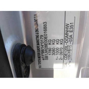 toyota corolla (e12) del año 2003