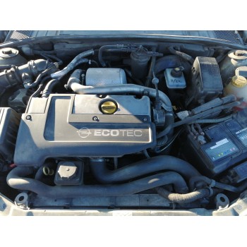 opel vectra b berlina del año 2001