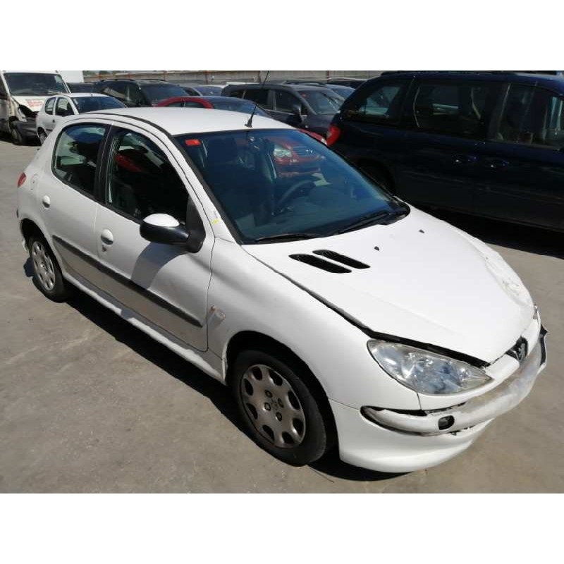 PEUGEOT 206 BERLINA
