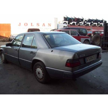 mercedes-benz clase e (w124) berlina del año 1999