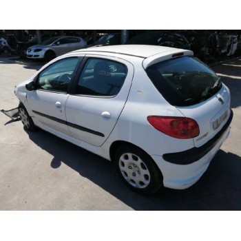 peugeot 206 berlina del año 2004