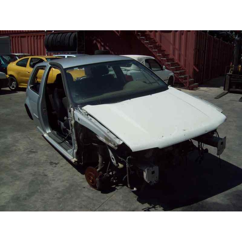 VOLKSWAGEN GOLF IV BERLINA (1J1)